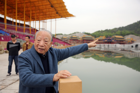 手握千亿资产，富豪榜上“查无此人”