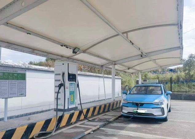 “智充纳雍”按下快进键