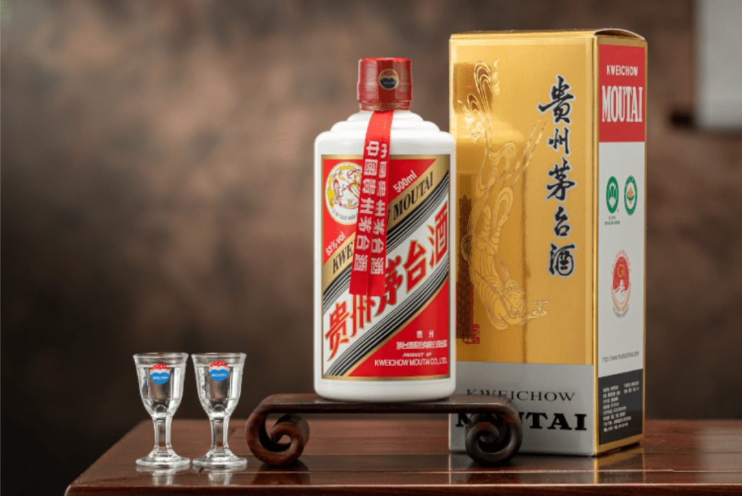 1499元飞天茅台“触电”受欢迎，i茅台的这一枪，打响了什么？