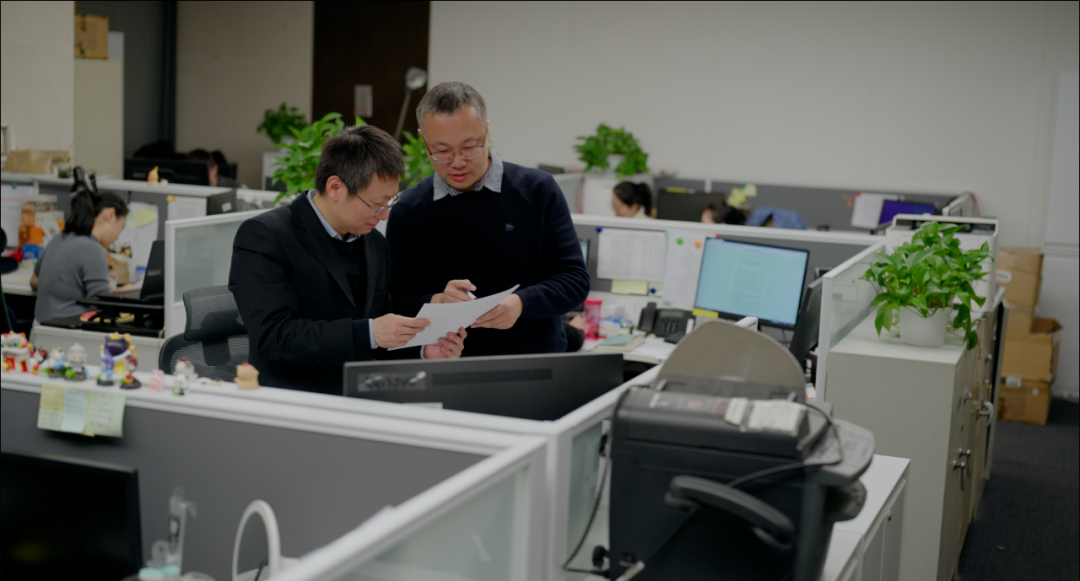 金融时报:央行人的“零点时刻”