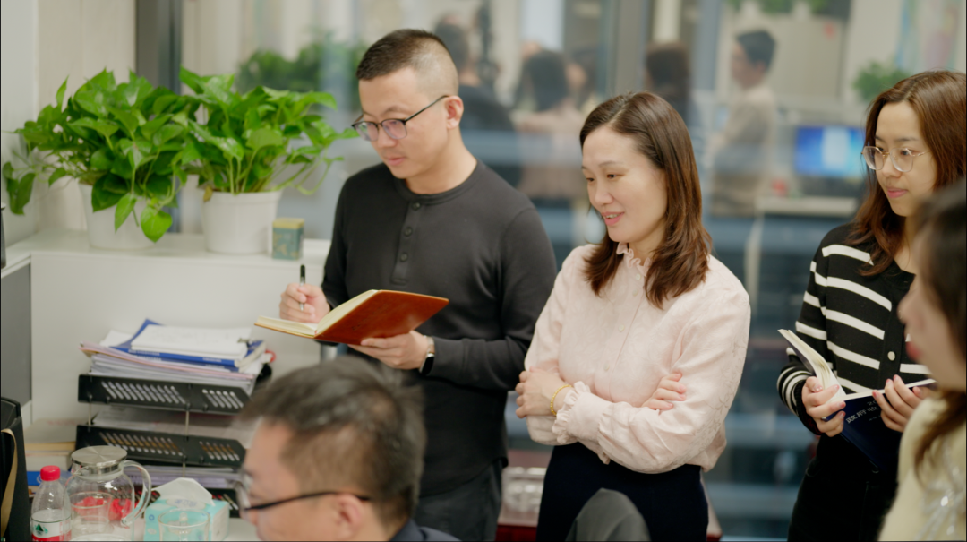 金融时报:央行人的“零点时刻”