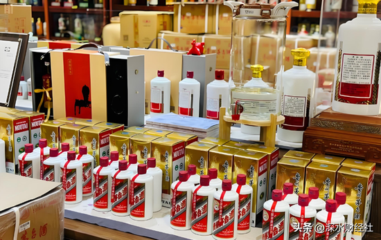 100吨半小时秒光!茅台直营能打破经销商体系吗?