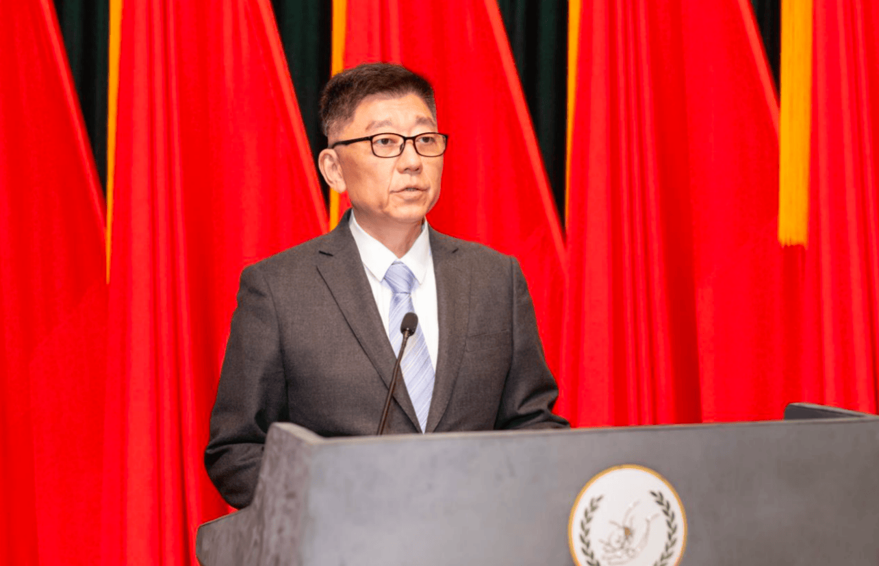 奋力谱写世界一流企业建设新篇章，扬子江药业集团召开2025年年终工作会议