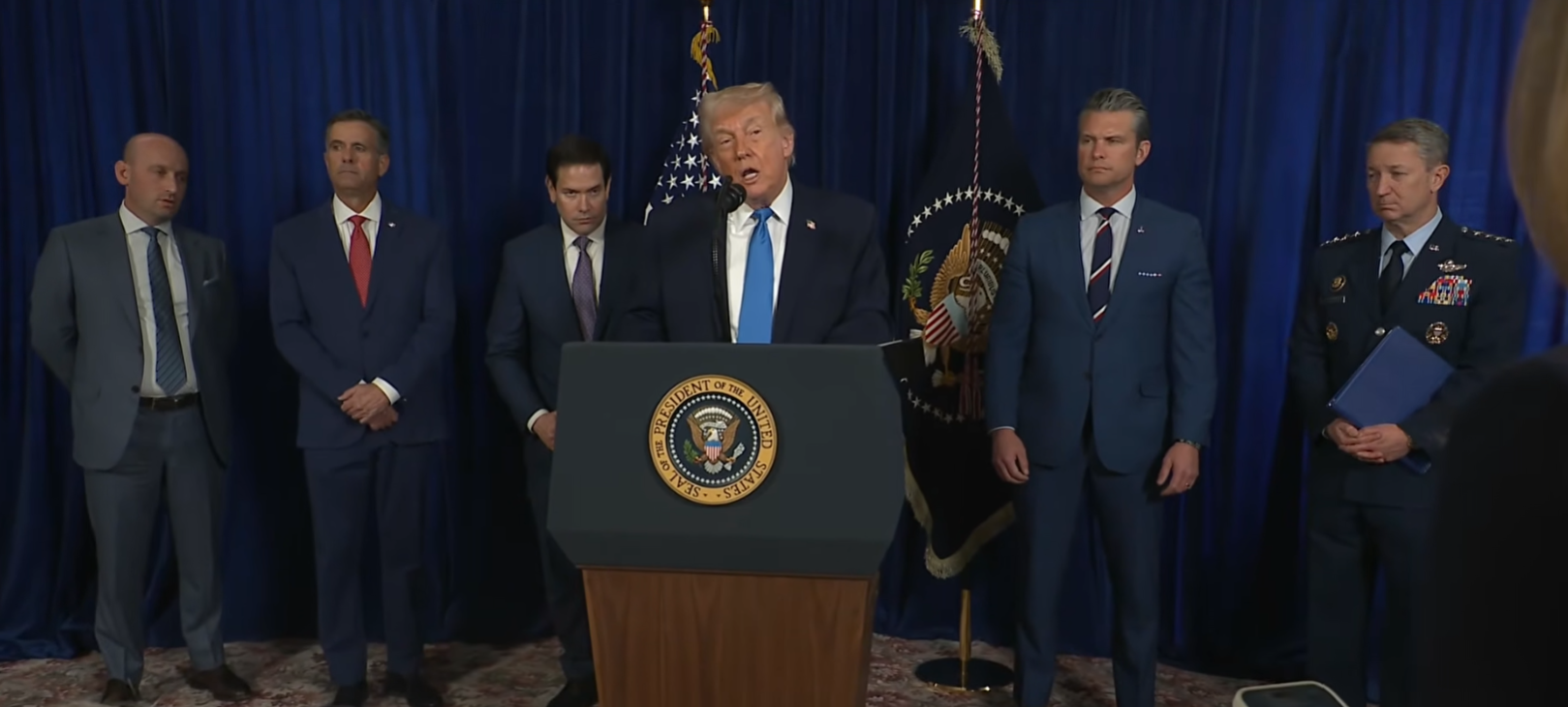 特朗普吐露美国目标：抢夺控制委内瑞拉的全球最大石油储备