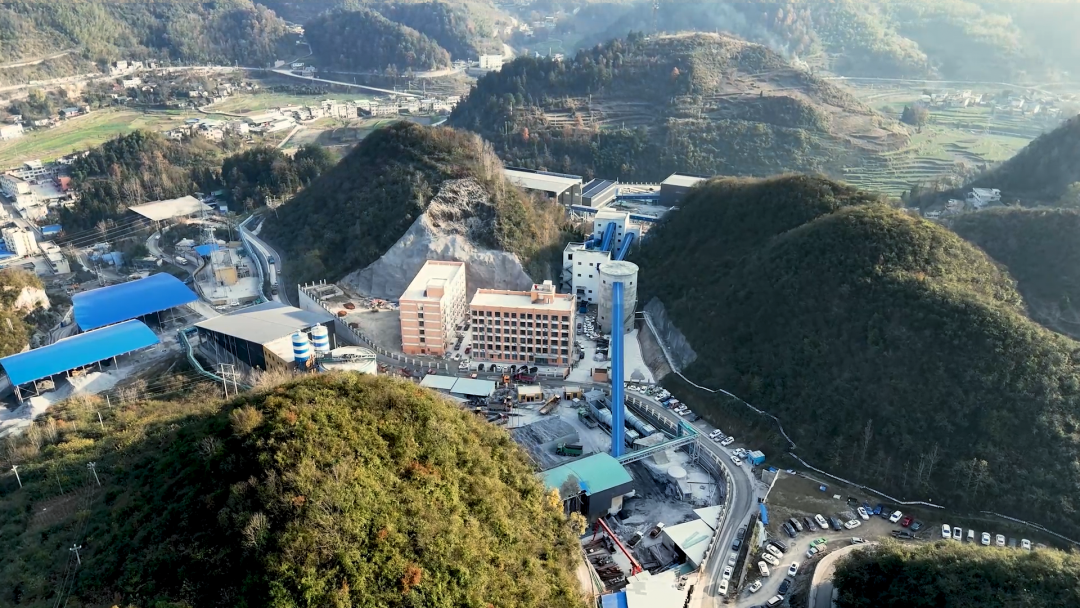 以技术革新守护绿水青山：芭田股份董事长兼总裁黄培钊荣膺贵州年度致敬人物