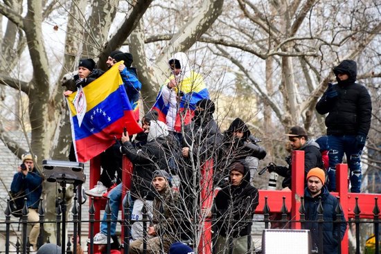 第1现场｜多方角力委内瑞拉：审判、变局与国际声援