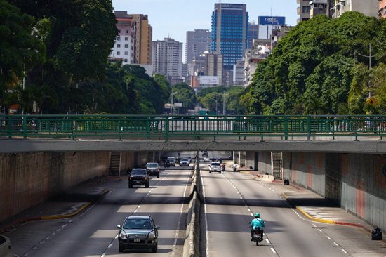 第1现场｜多方角力委内瑞拉：审判、变局与国际声援