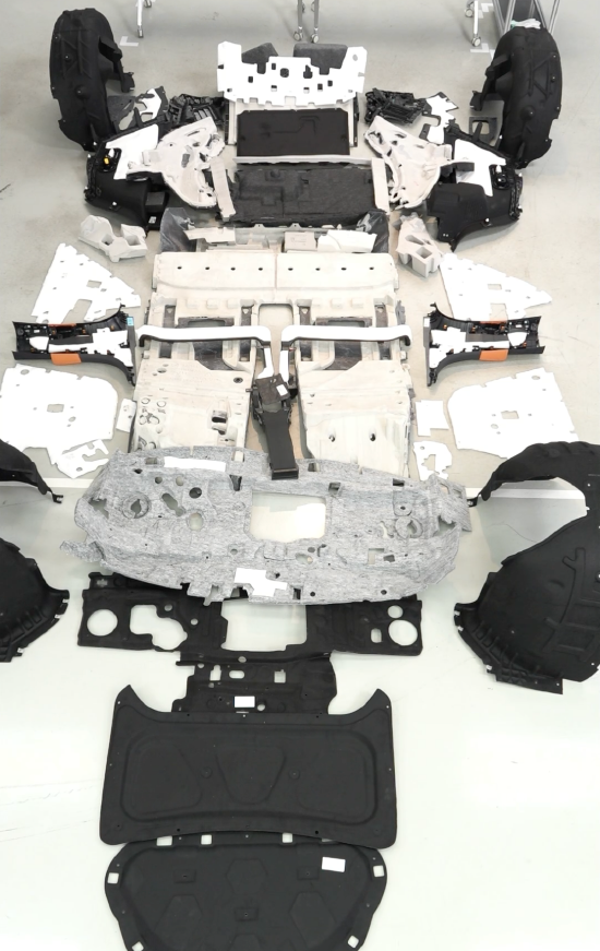 小米汽车：摈弃“小字营销”，立马整改