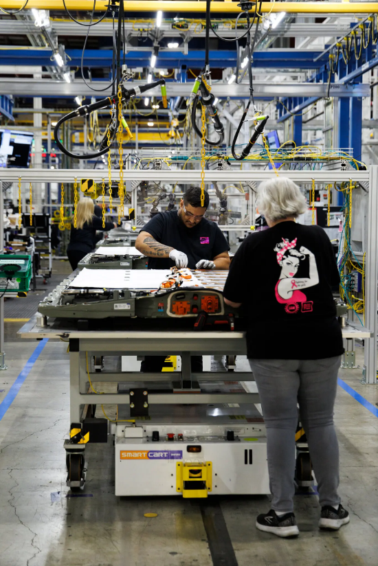 通用汽车因缩减电动汽车业务发展规划 录得71亿美元亏损