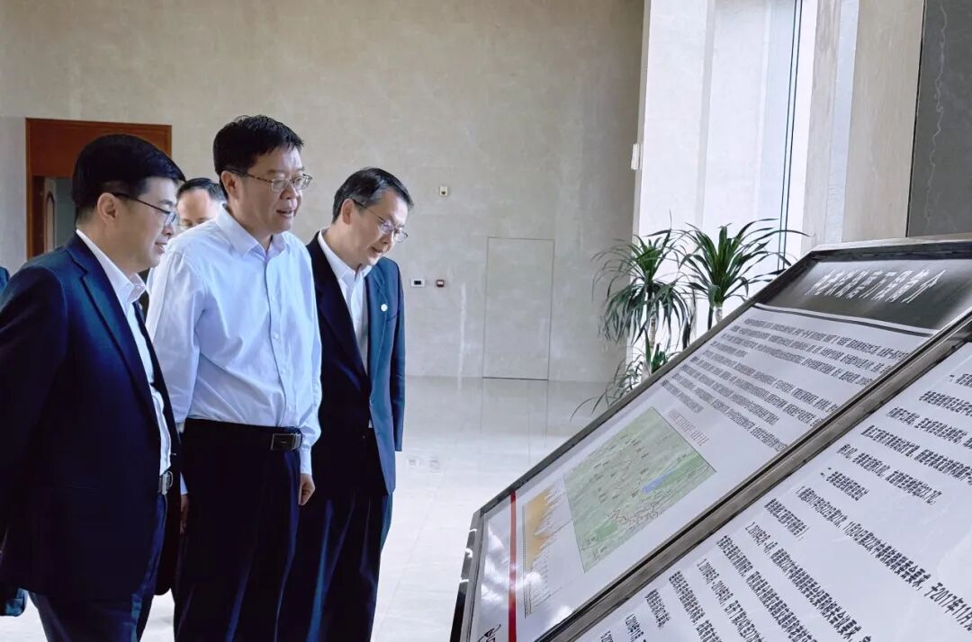 中国进出口银行董事长陈怀宇在老挝开展工作调研