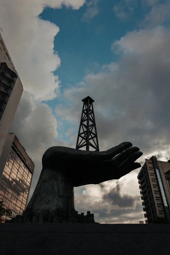 西方油企对委投资心存顾虑，巨头高管齐聚白宫