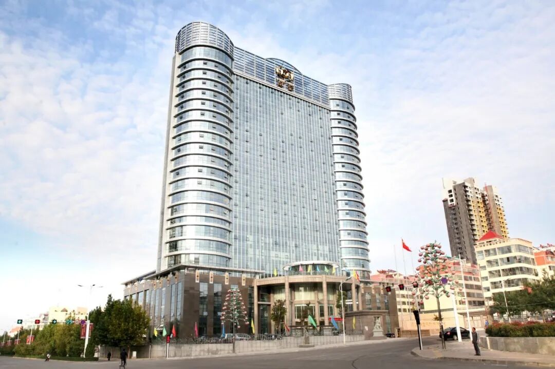 24岁河南青年管金矿，一年暴涨200亿