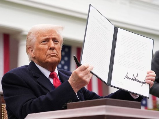 1月10日外盘头条：白宫承认特朗普非故意泄露就业数据 欧盟料将签署南美贸易协议 交易员认为本月不可能降息图2