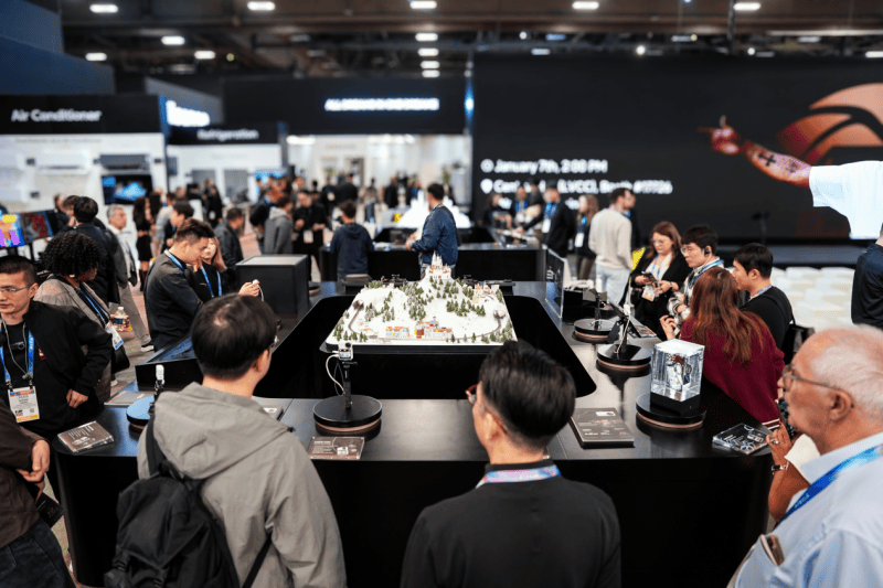 最小体积，最强性能：光子跃迁以8K AI拇指相机问鼎CES